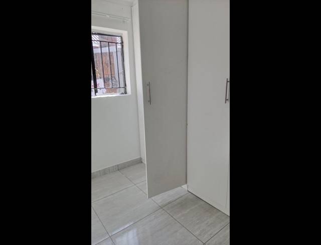 1 BEDROOM PROPERTY TO RENT IN KENSINGTON